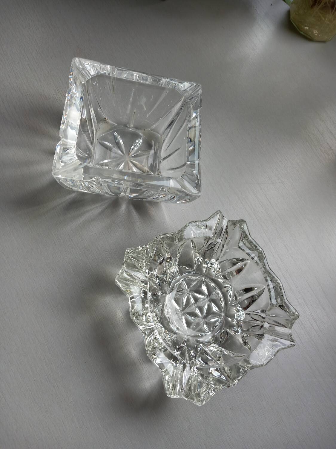 2 vintage thick glass ashtrays