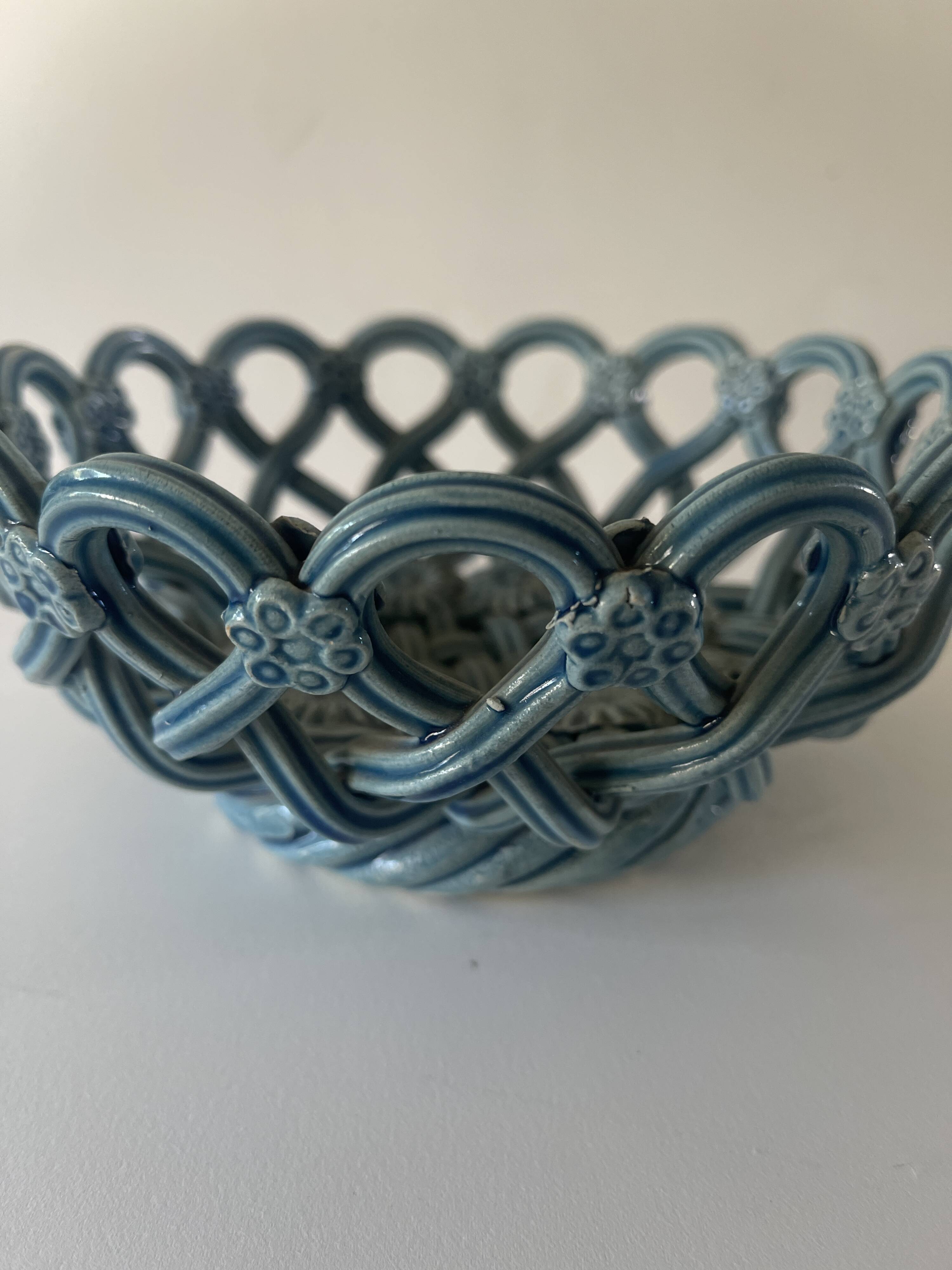 Round braided ceramic bowl by Pichon Uzés