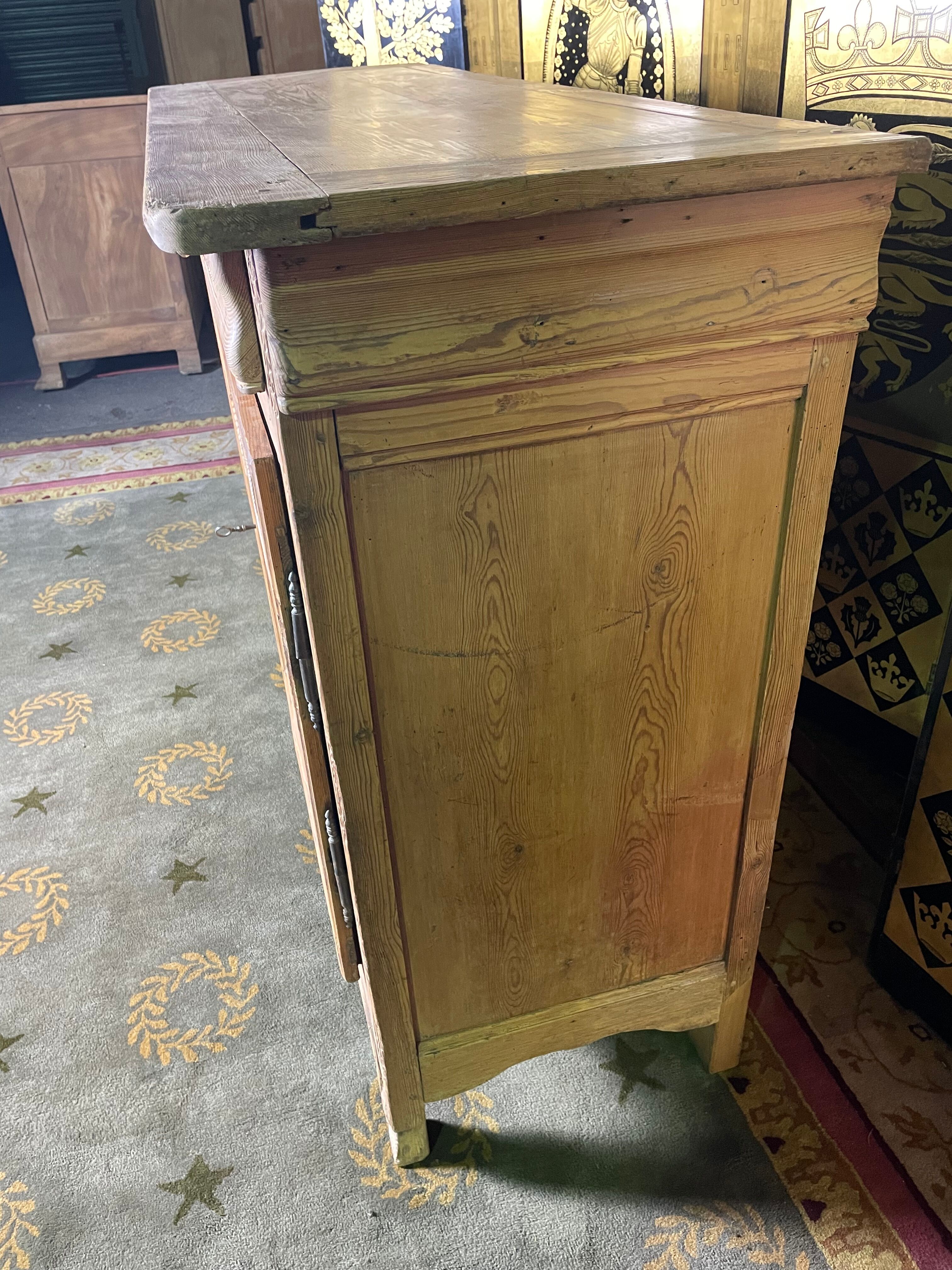 Buffet low fir Louis XV 1850 restored