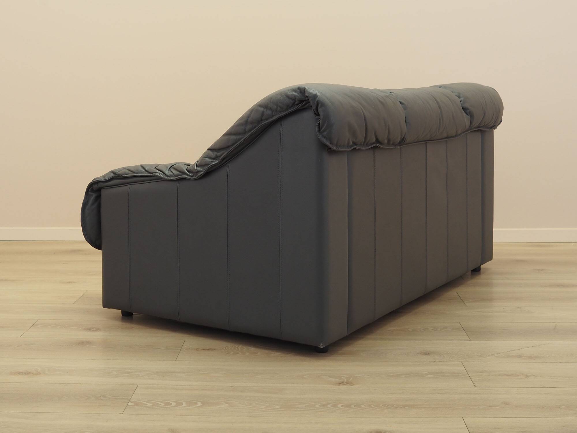 Italian leather sofa, two-seater, 1970s design