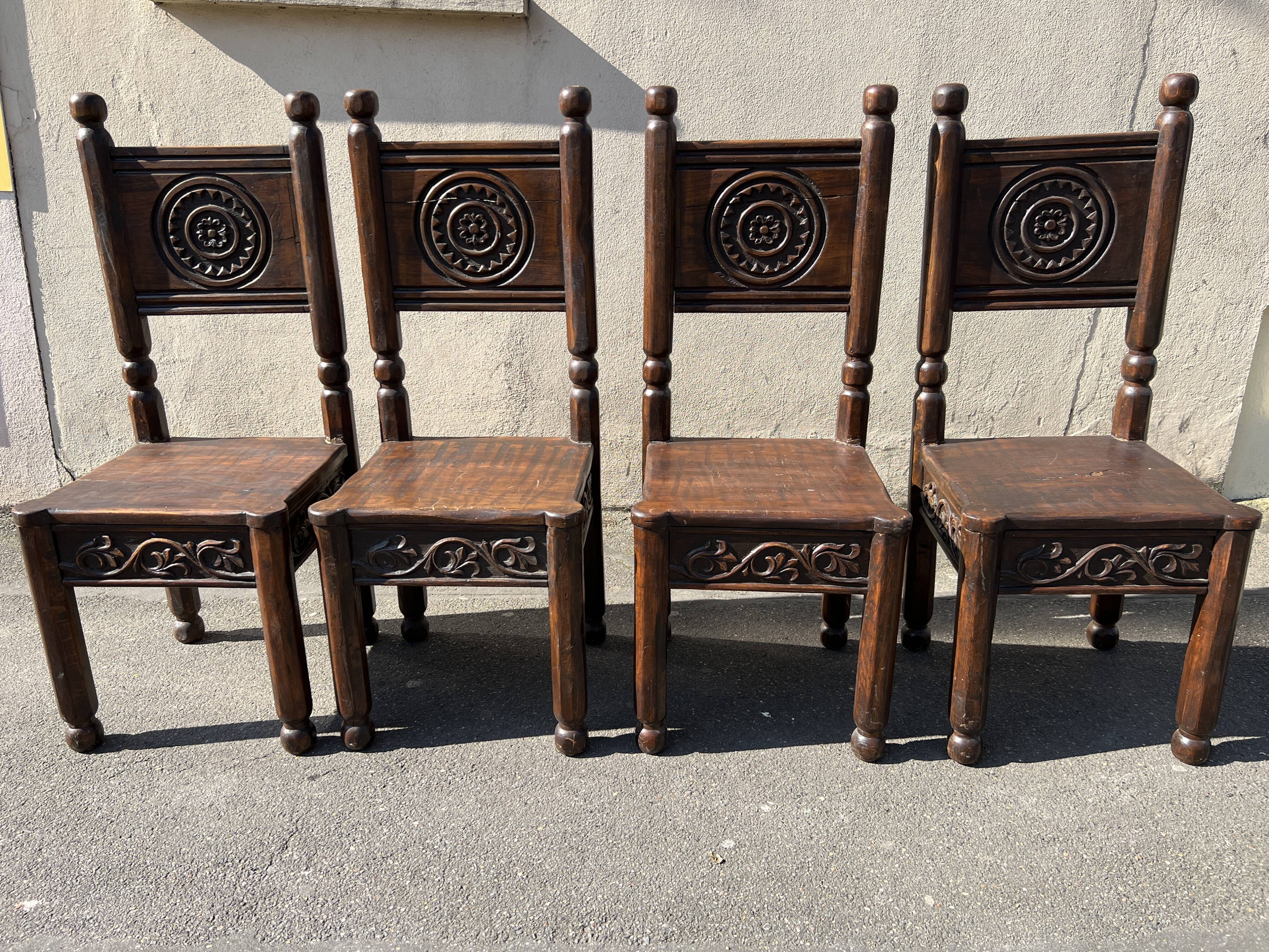 Set of 4 Breton chairs in solid wood