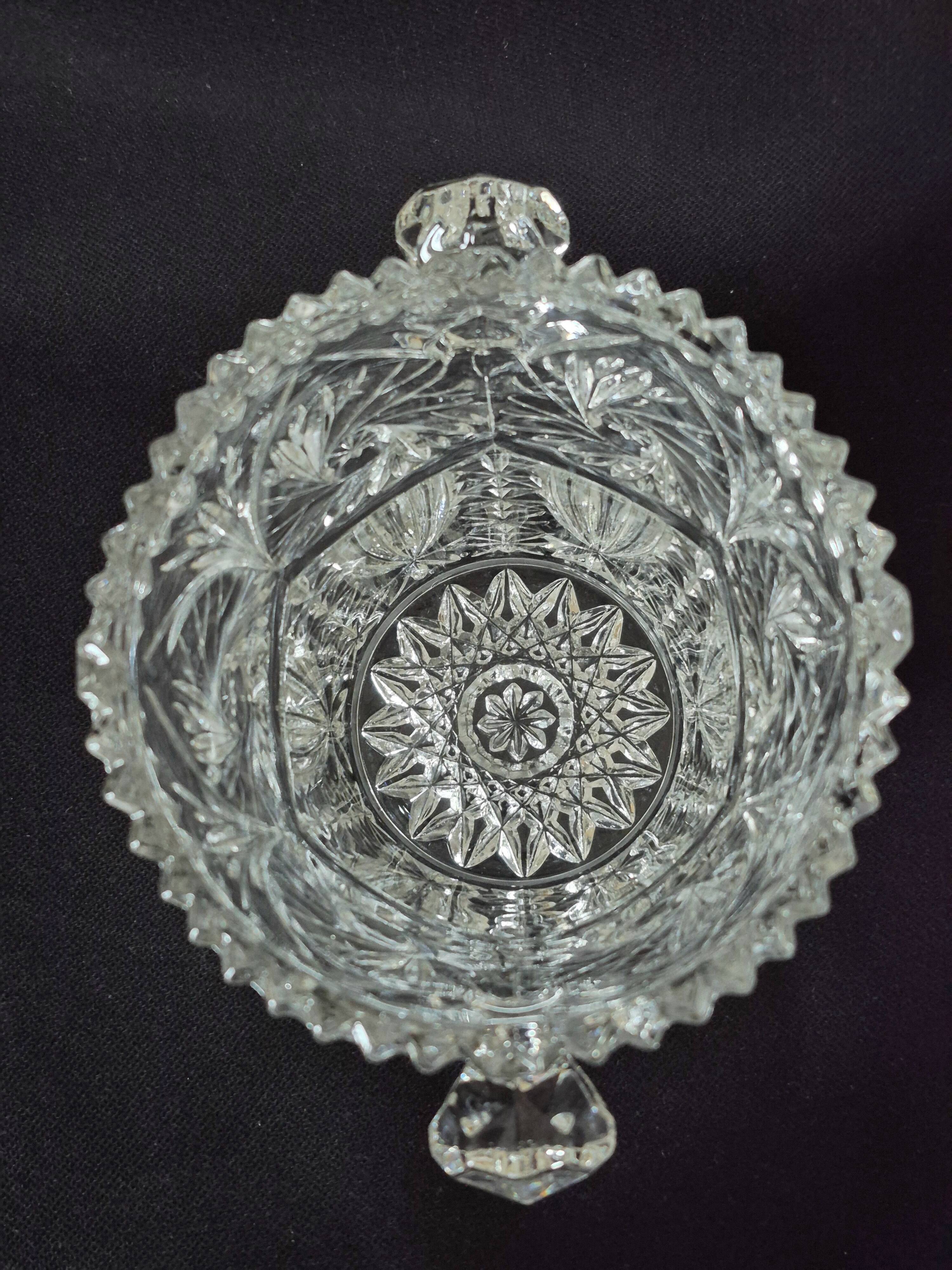 Seau à glace en verre moulé et taillé, A322