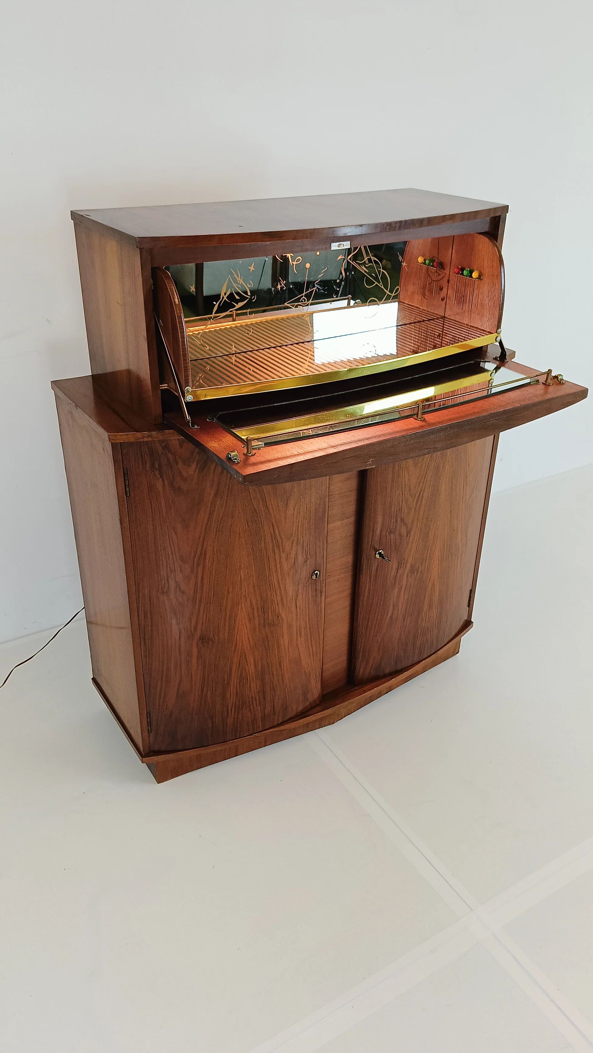 Vintage cocktail bar “Sureline” – George Serlin & Sons (1950s)