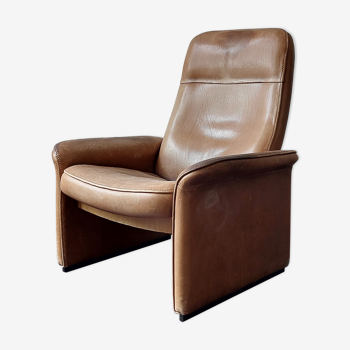 DS-50 thick leather lounge chair by De Sede, Switzerland 1970's