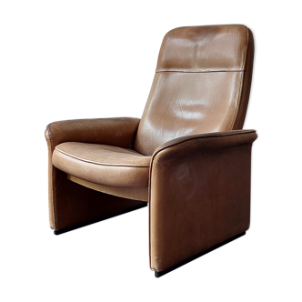 DS-50 thick leather lounge chair by De Sede, Switzerland 1970's