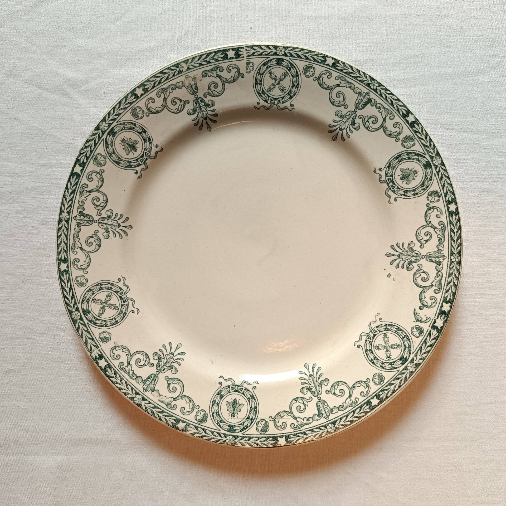 3 dessert plates salins