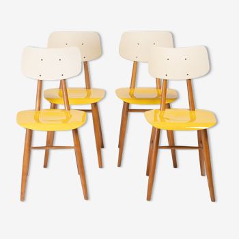 Ensemble de 4 chaises à manger par Ton, Tchécoslovaquie, années 1960