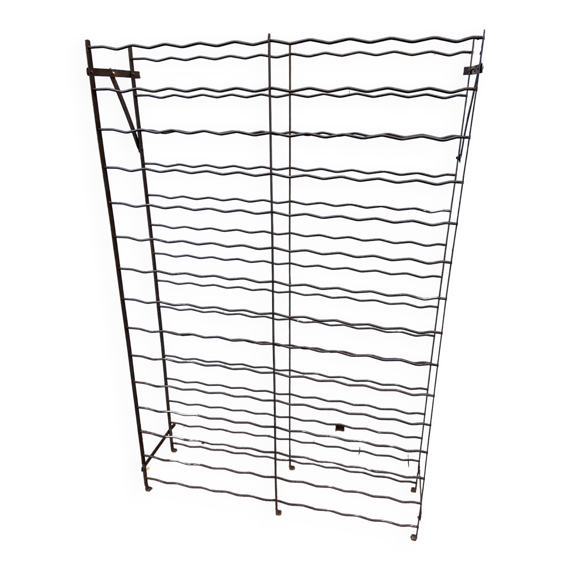 Vintage 150 bottle wine cellar