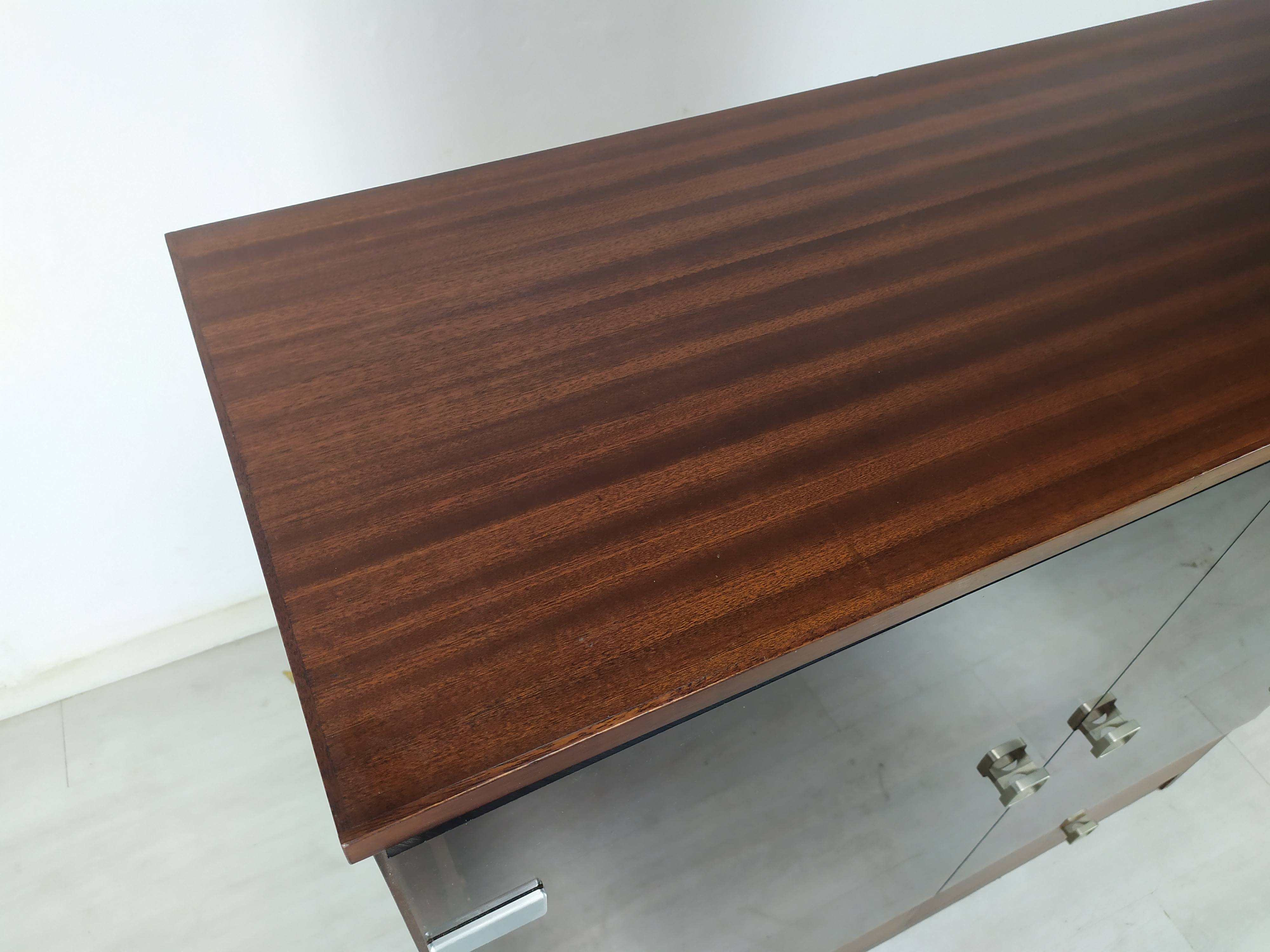 Vintage hifi cabinet