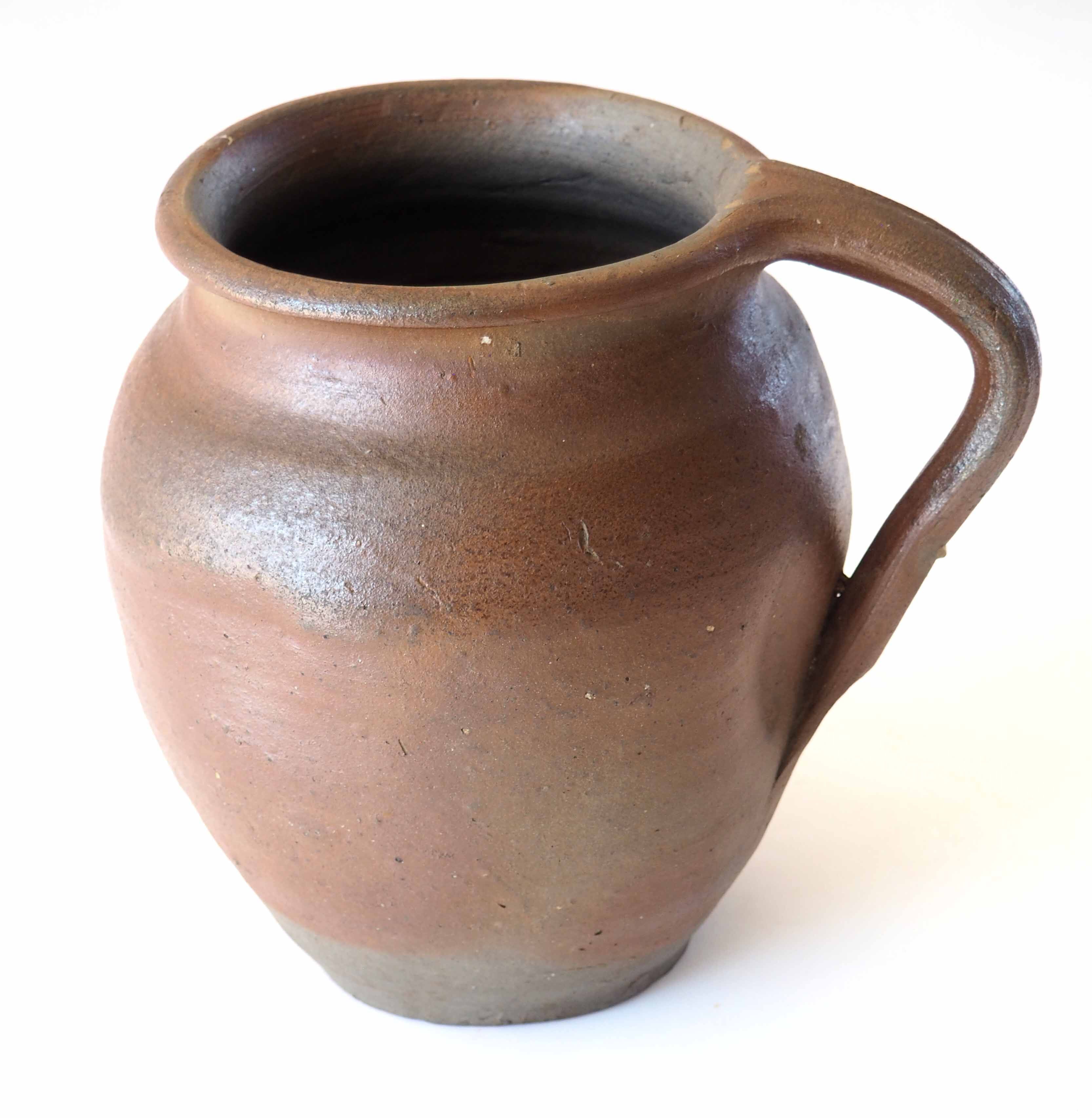 Rough pitcher sandstone of Ger