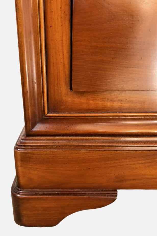 Louis Philippe 4-drawer chest of drawers in cherry wood
