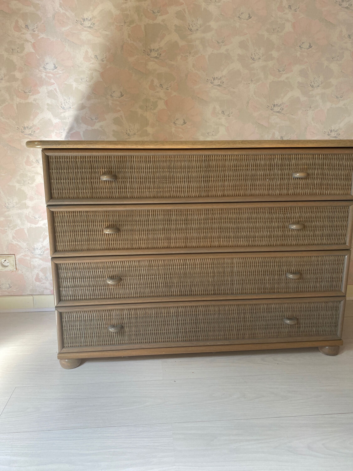 Rattan chest of drawers