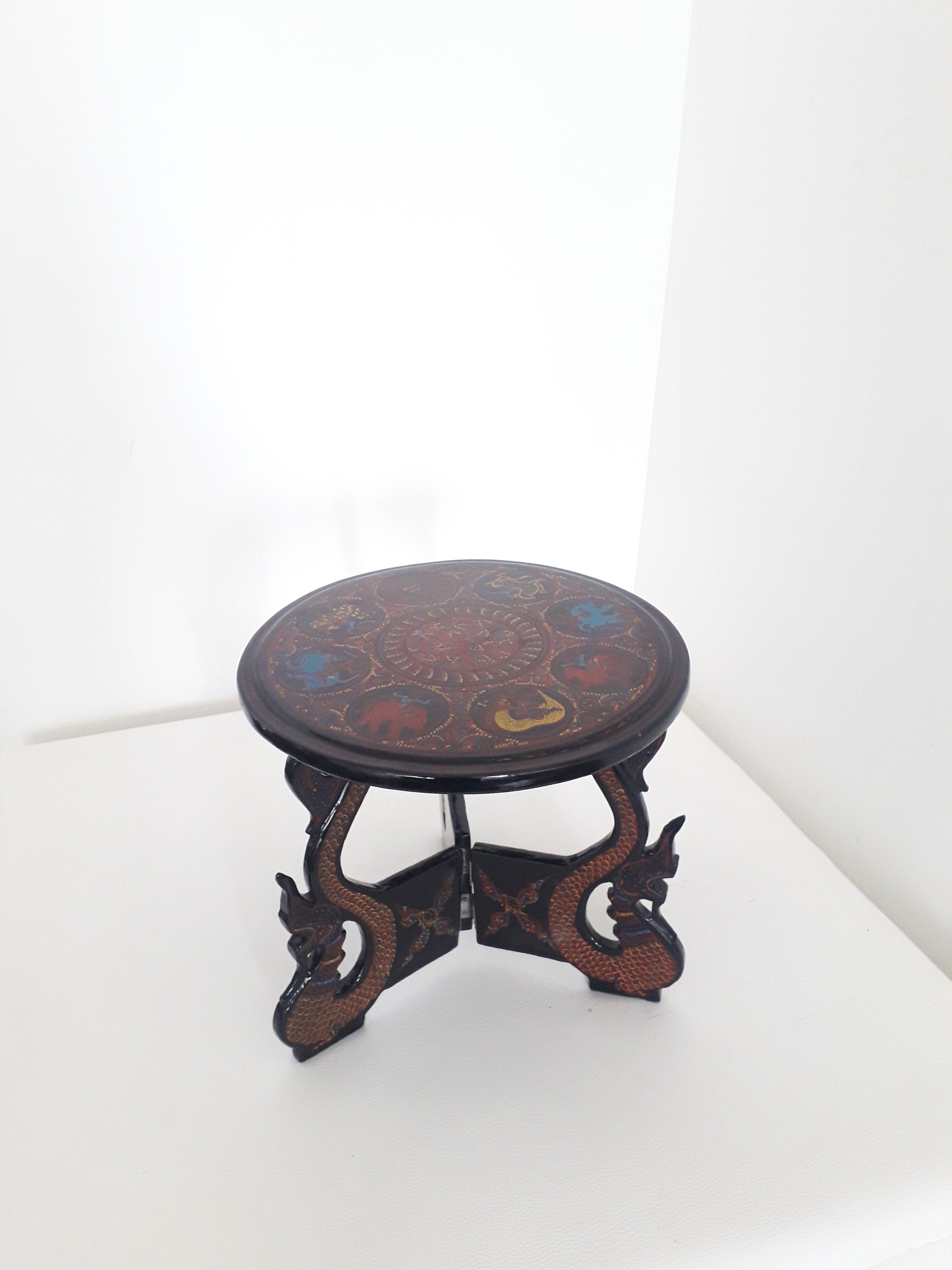 Pedestal table / asian tripod plant holder - black lacquered wood - 1970