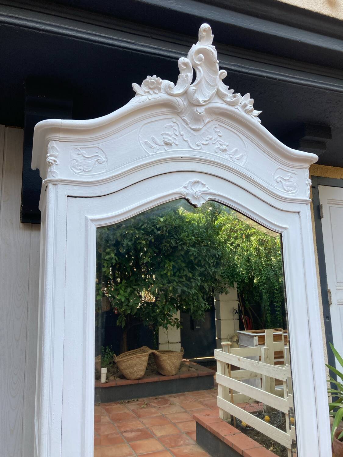 Bonnetiere old wardrobe