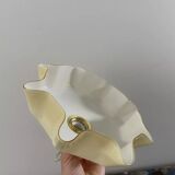 Beige opaline suspension