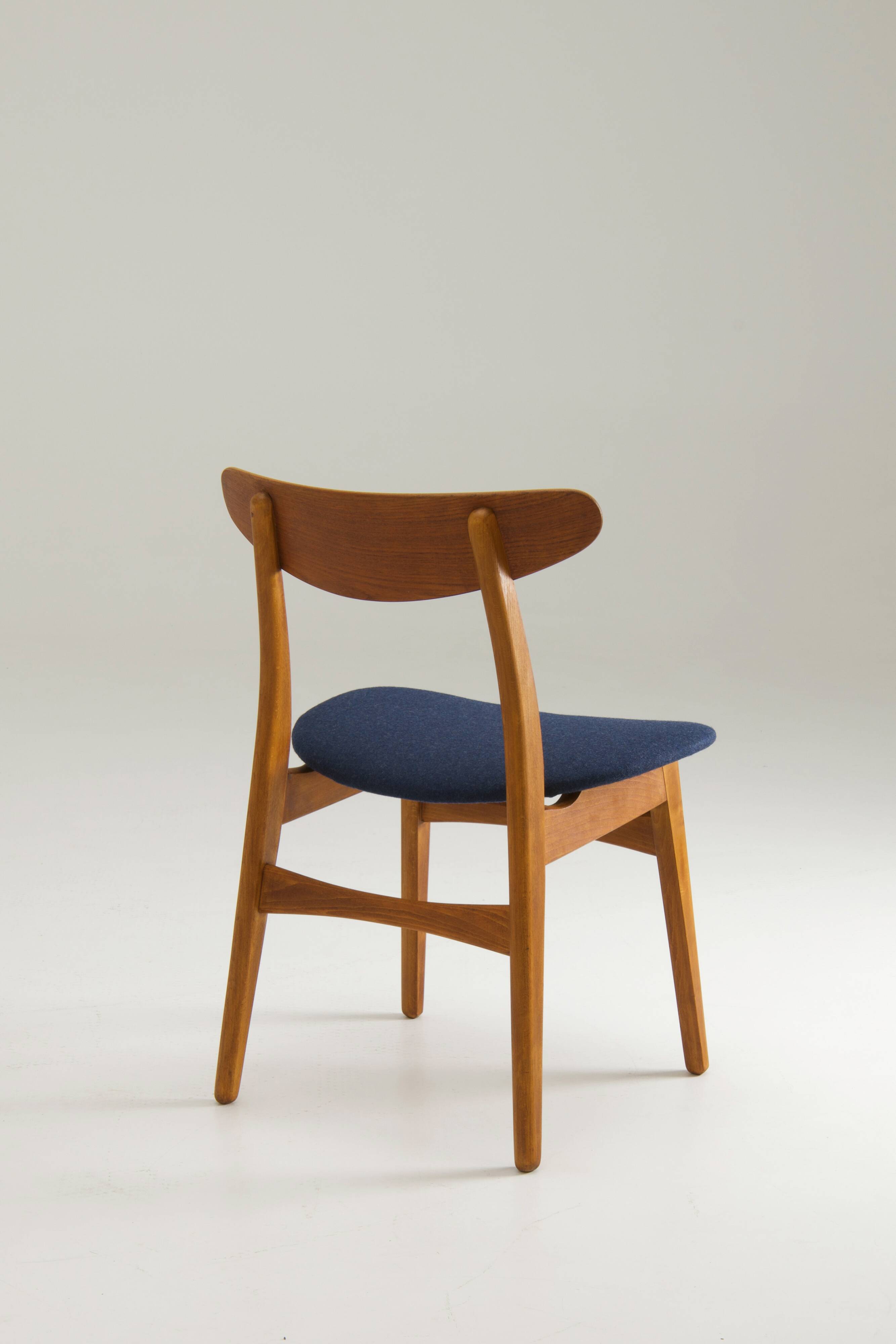 Ensemble de 4 chaises de salle à manger « Ch30 » - Hans J. Wegner