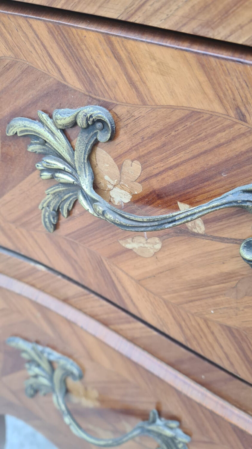 Louis XV style chest of drawers in rosewood