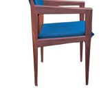 Fauteuil Thonet original des années 1960 en tissu bleu et noyer