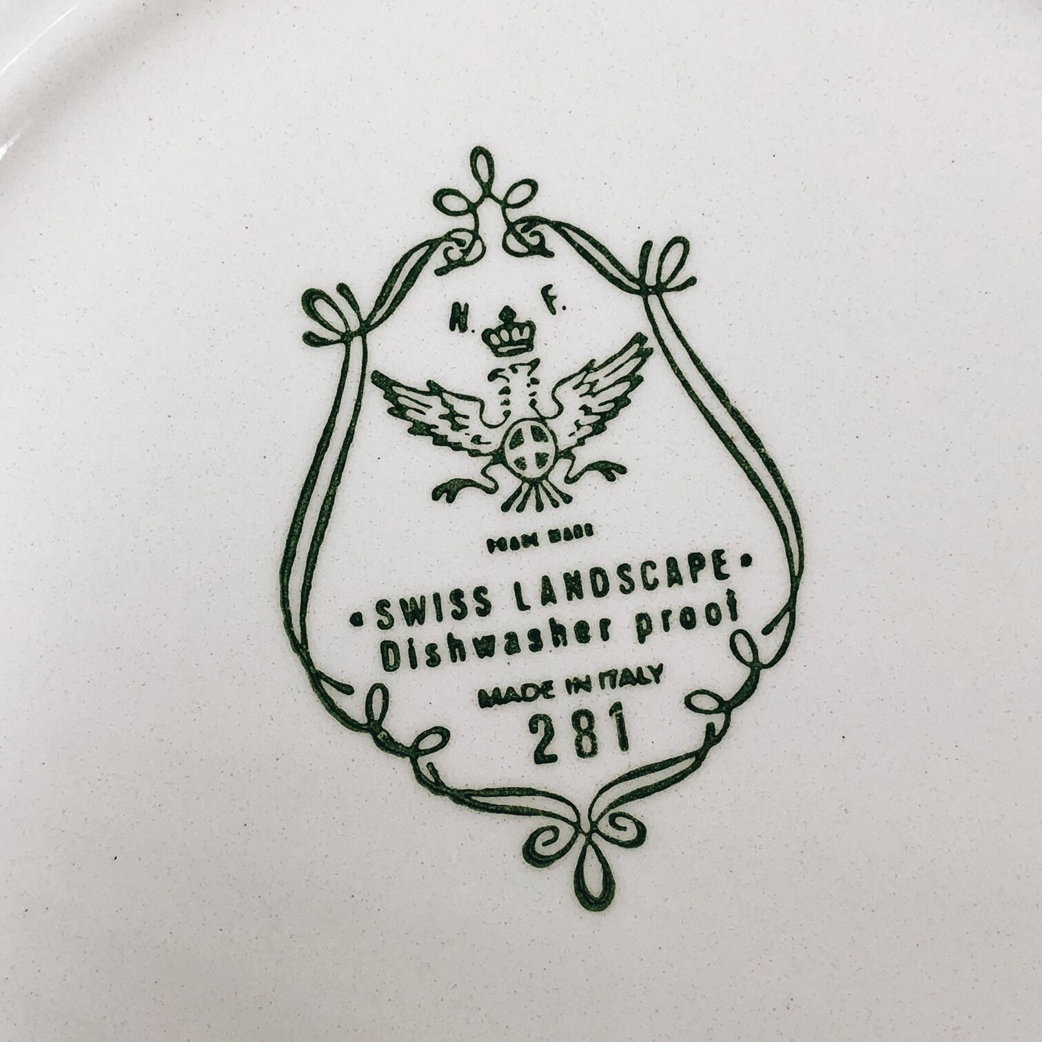 6 hollow plates, made in Italy