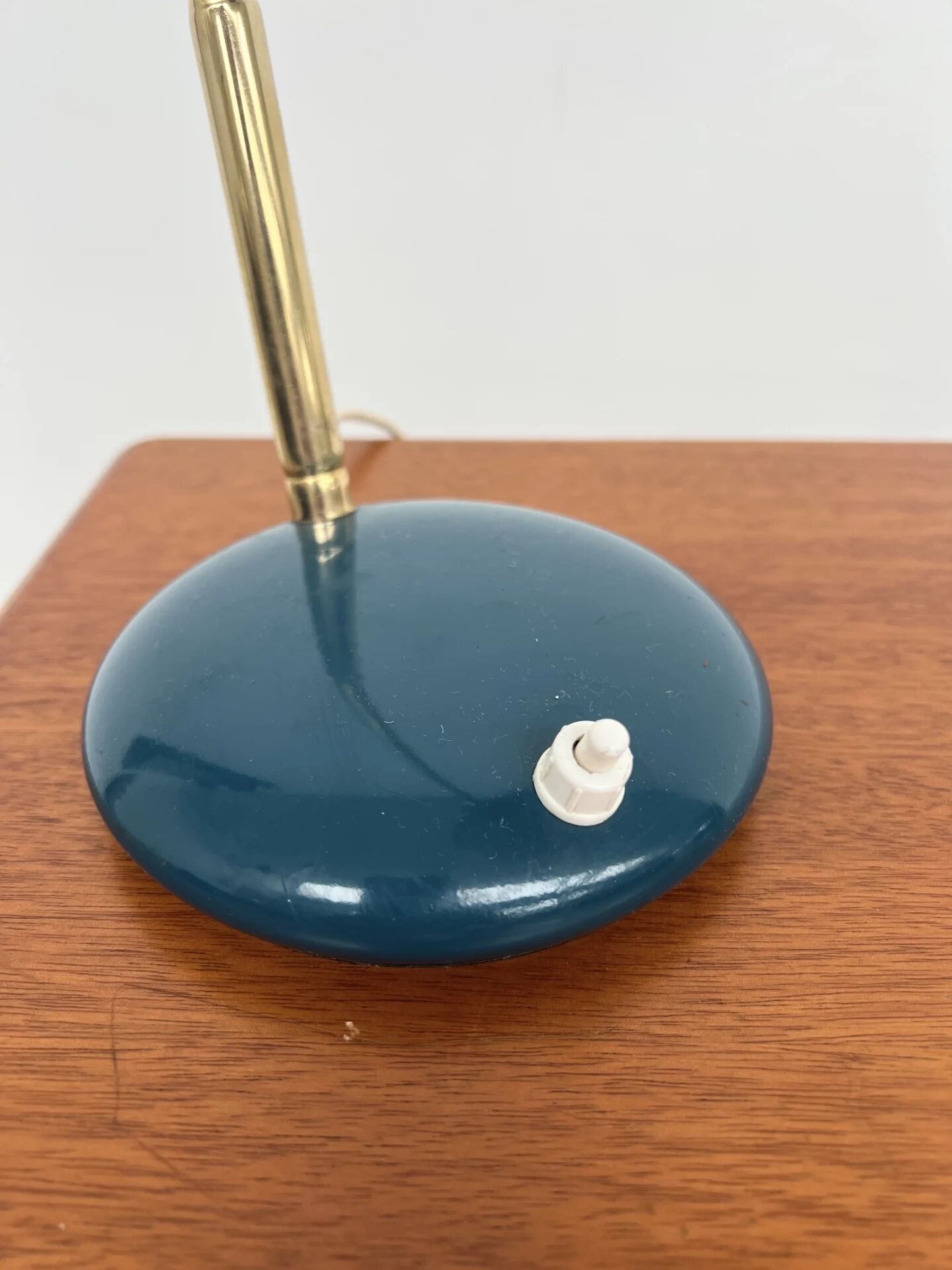 Adjustable table lamp — Duck blue and gold metal — 1960s