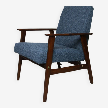 Fauteuil scandinave en bois et bouclé bleu marin 1970 design moderne chaise de salon originale rénovée