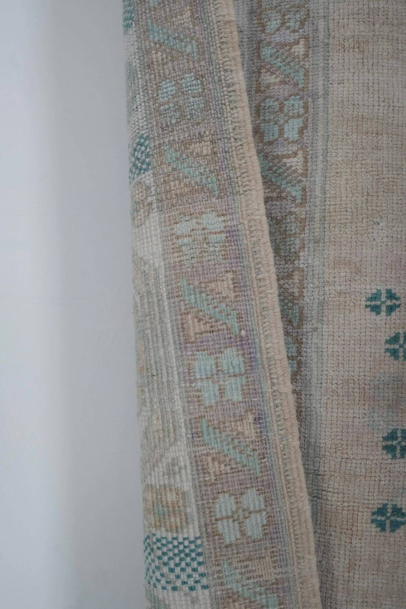 Vintage Turkish Oushak rug 175x258 cm