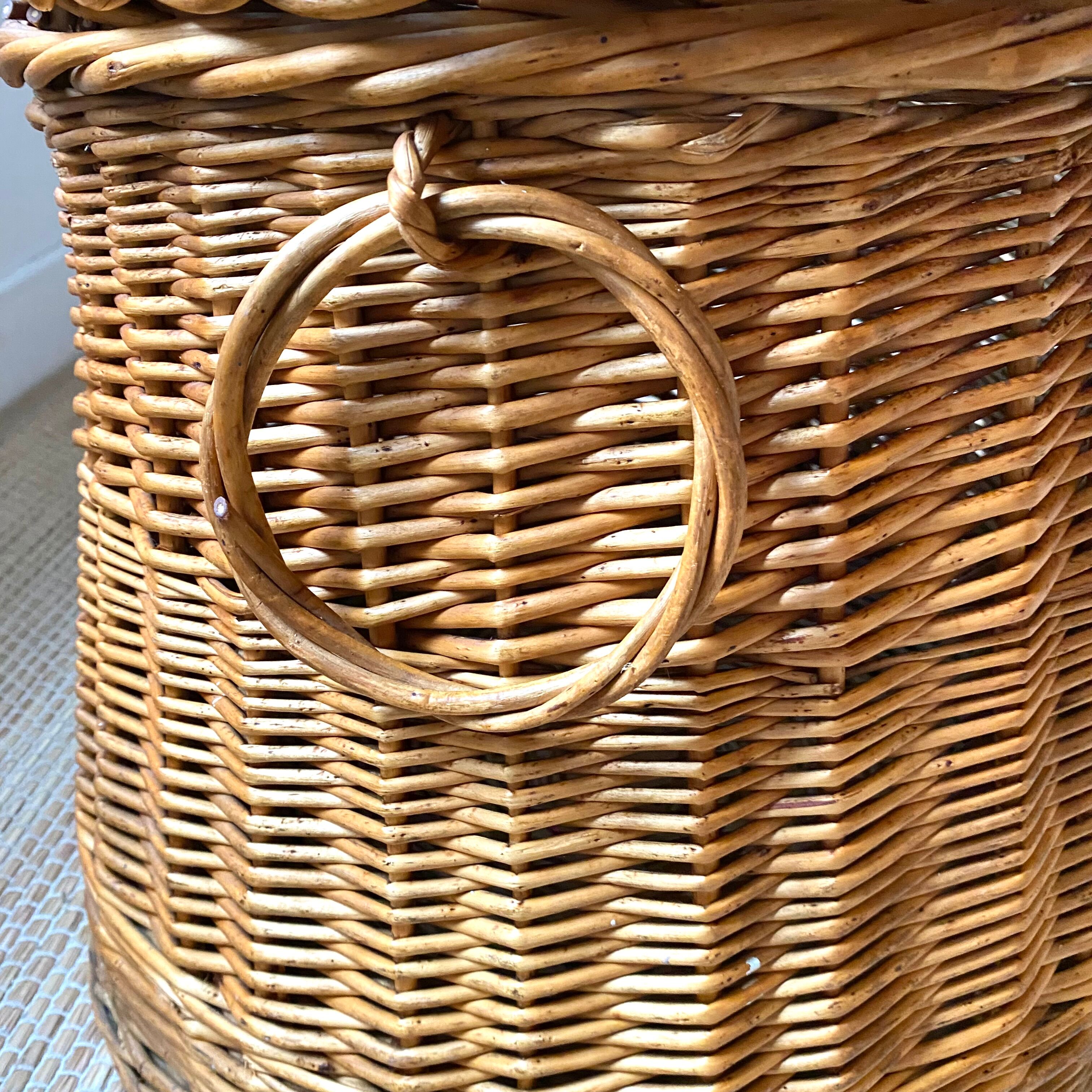 Vintage pouf braided wicker storage chest