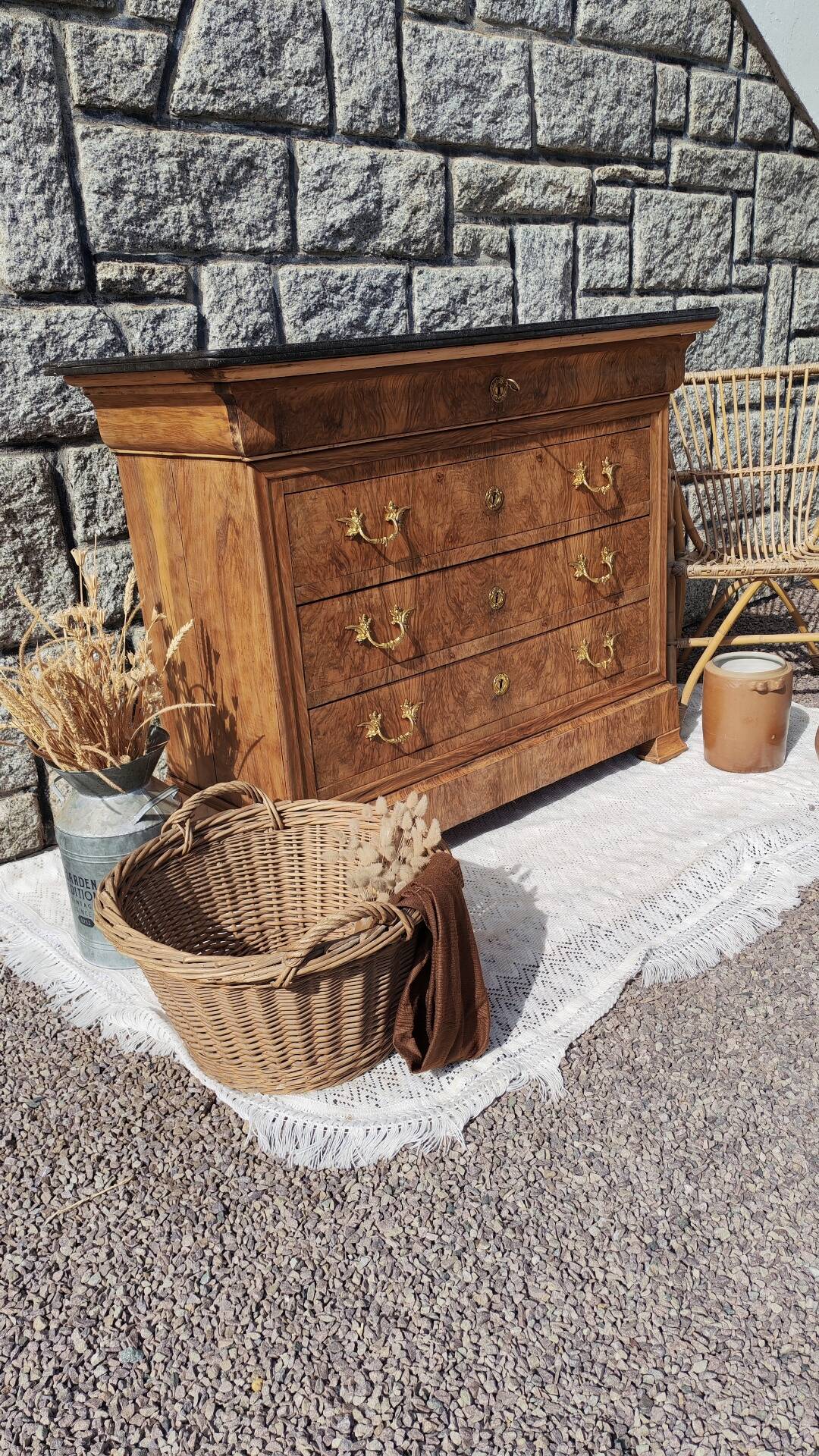 The Victorian Chest of Drawers
