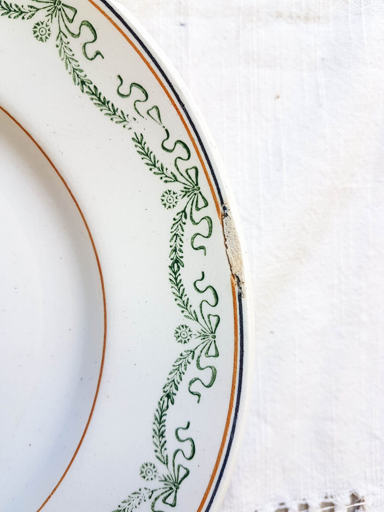 Set of 6 flat plates Saint Amand Blue white red Iron Earth