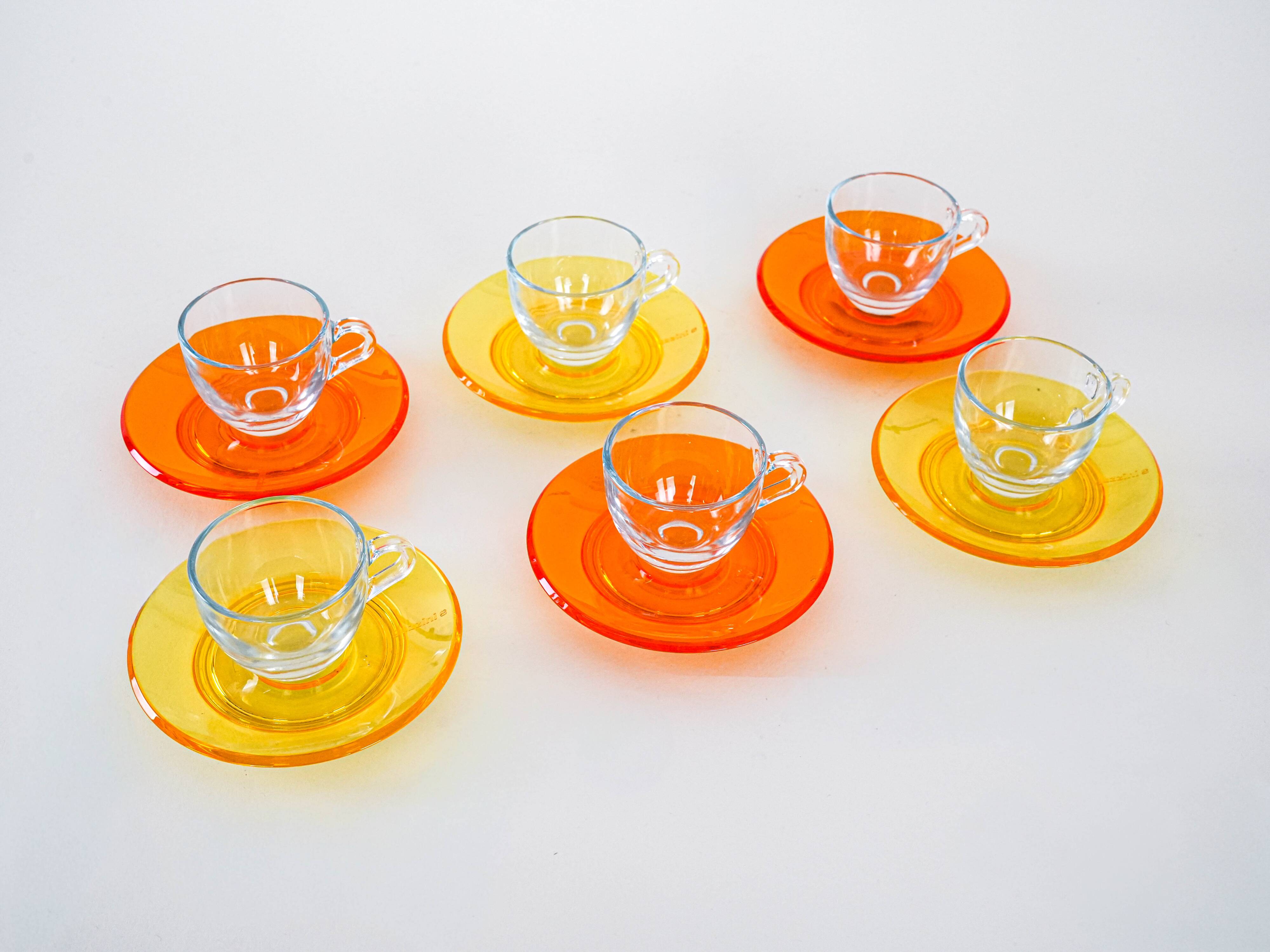 Set of glass cups, Italian design, 1970s, manufactured by Fratelli Guzzini