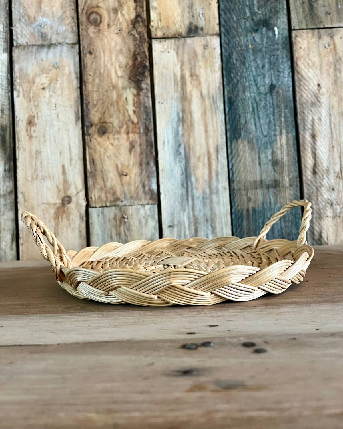 Art Deco vase in pink glass
