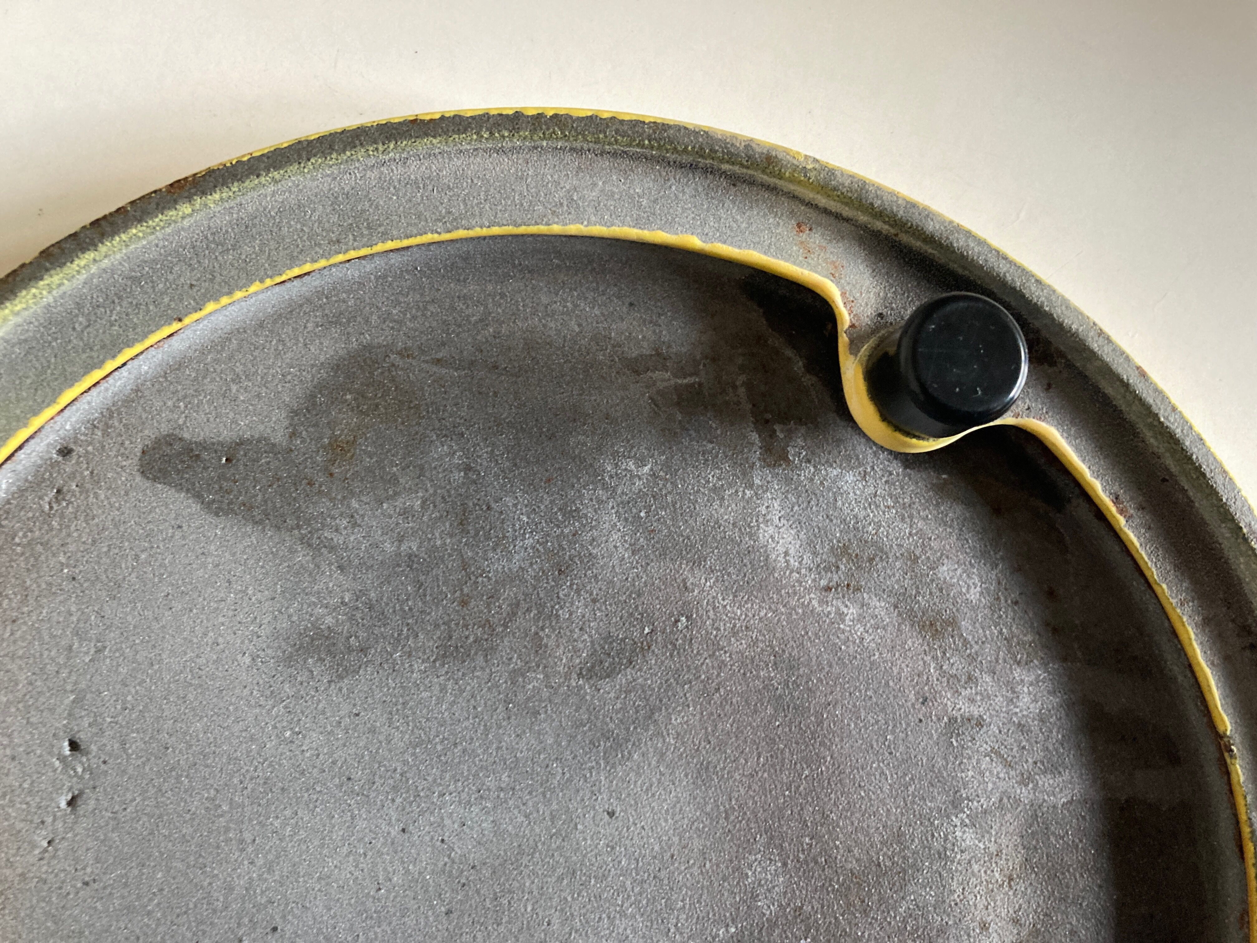 Sun bottom enzo Mari for Le Creuset Italian design 1970