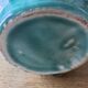 Vase ancien en barbotine bleu turquoise