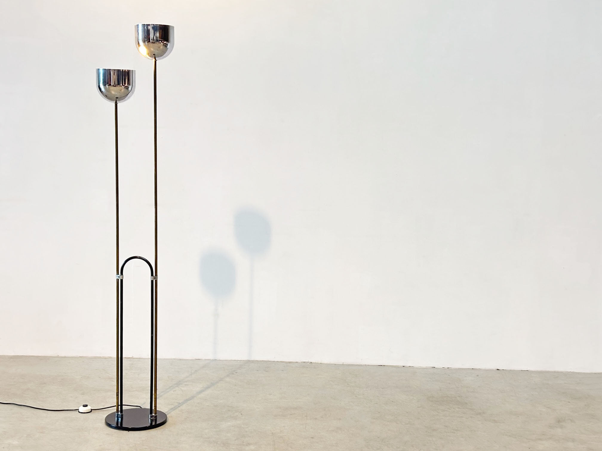 Lampadaire italien attribué à Reggiani