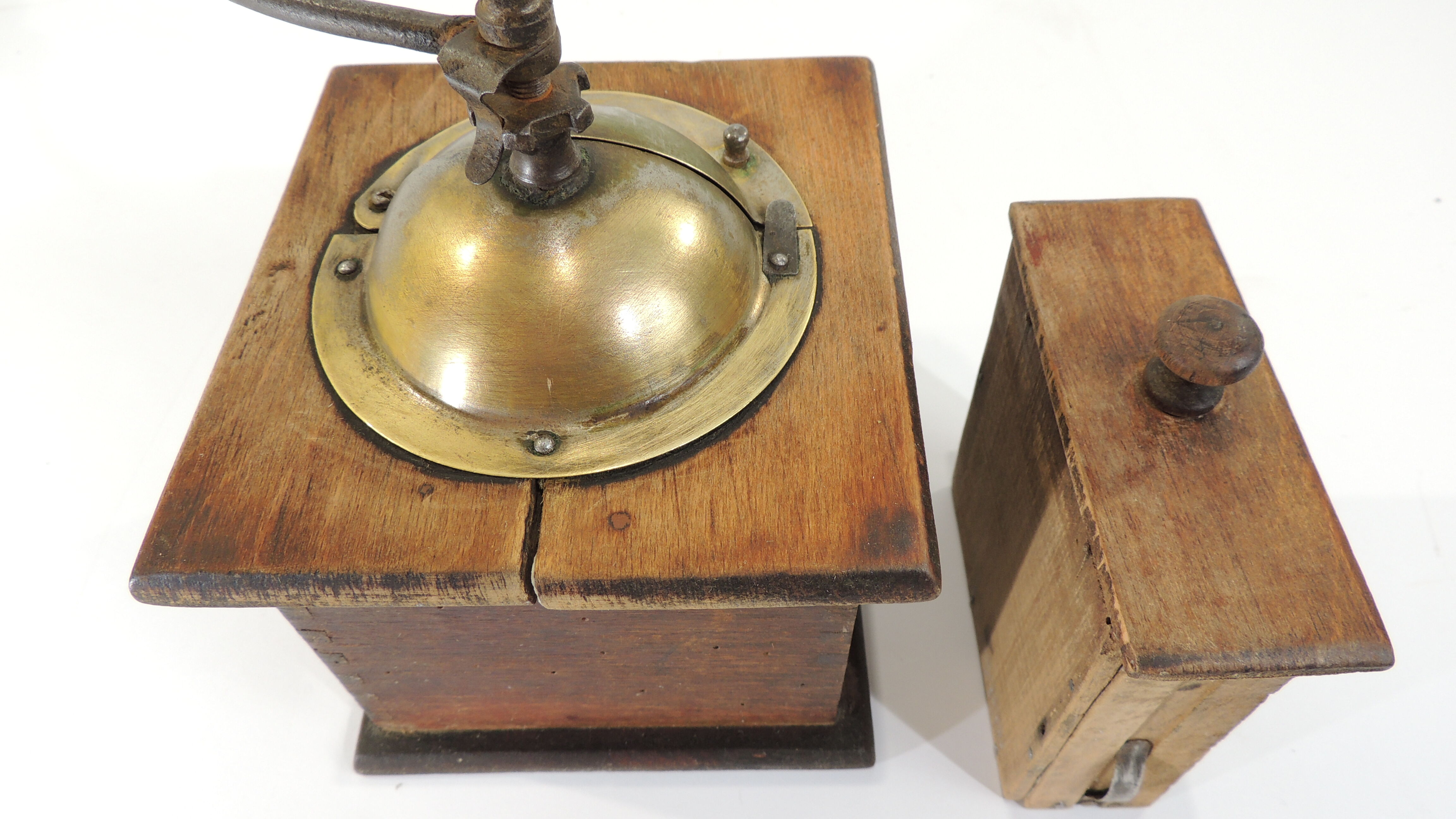 Wood/vintage coffee grinder