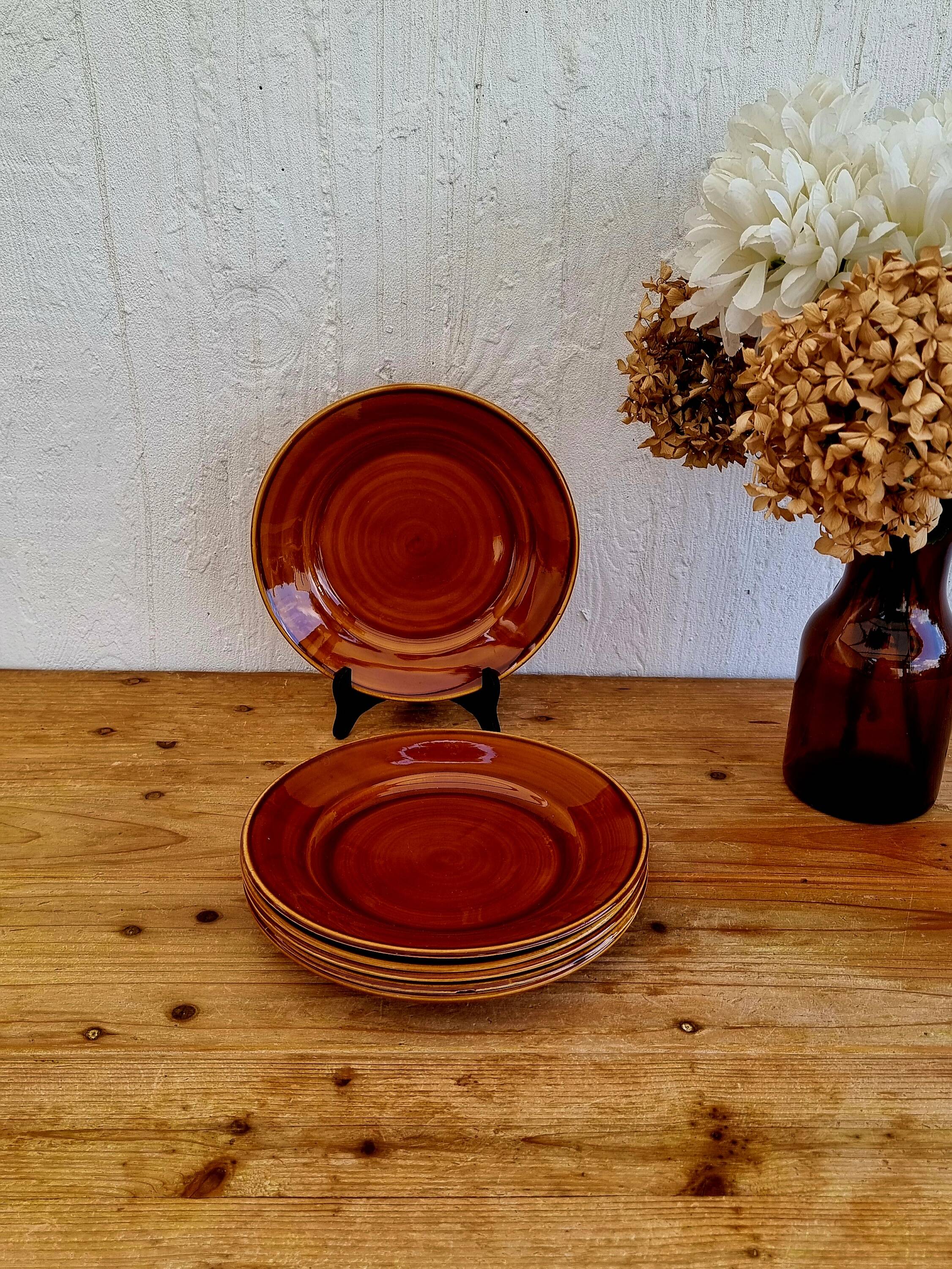 Set of 6 Saint-Clément flat plates