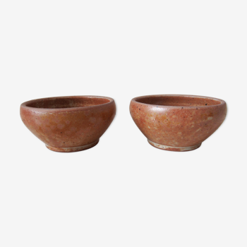 Set of 2 stoneware bowls