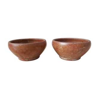 Set of 2 stoneware bowls