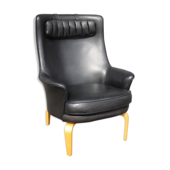 Scandinavian Pilot armchair by Arne Norell in black leather