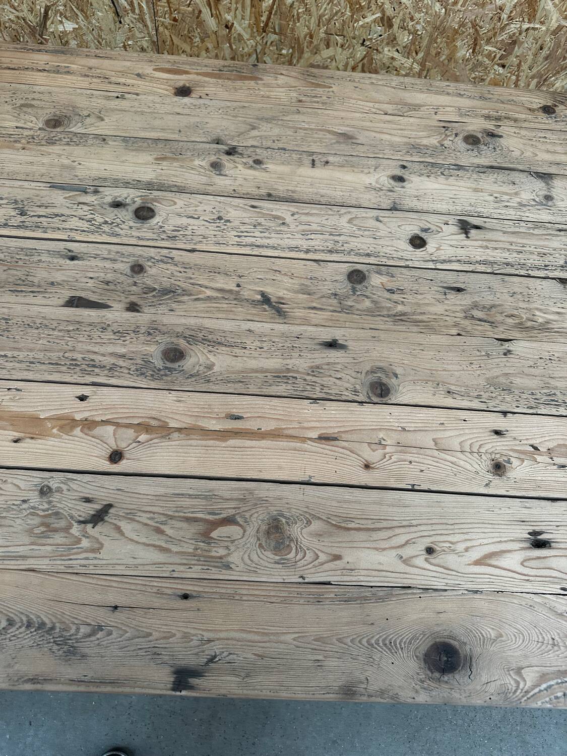 Large table for 10 people - 3m long - antique top / industrial legs