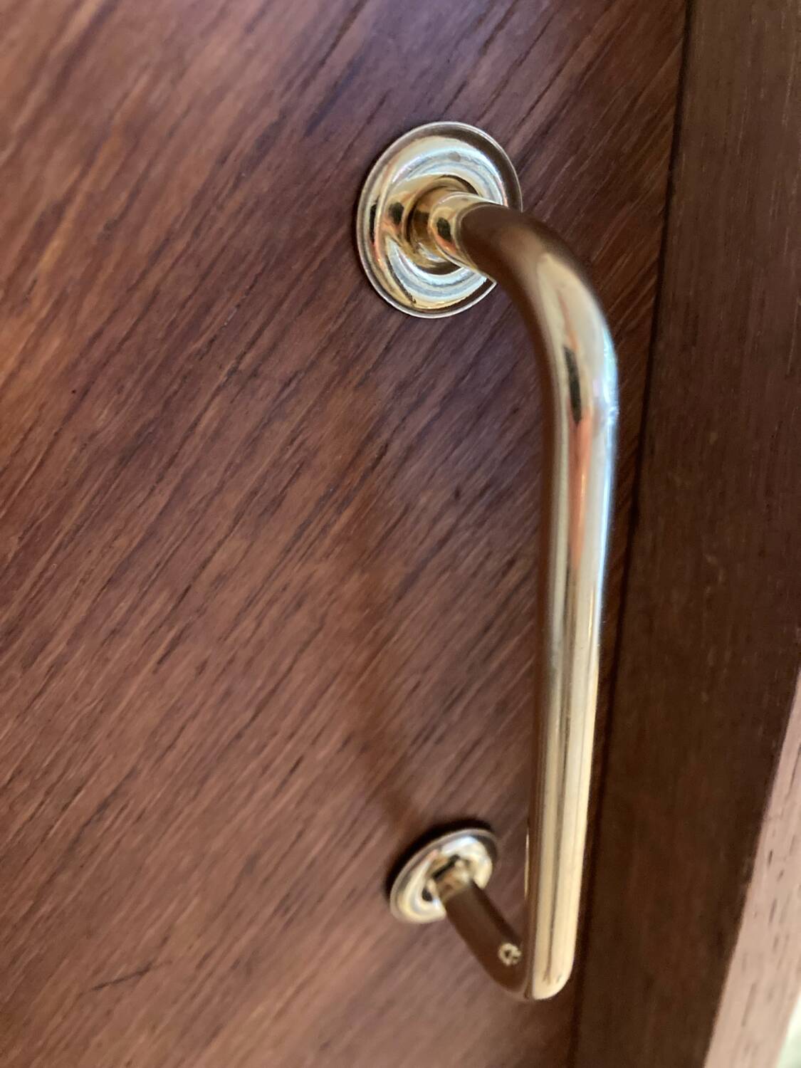 Buffet with 4 sliding doors, vintage wood and Formica