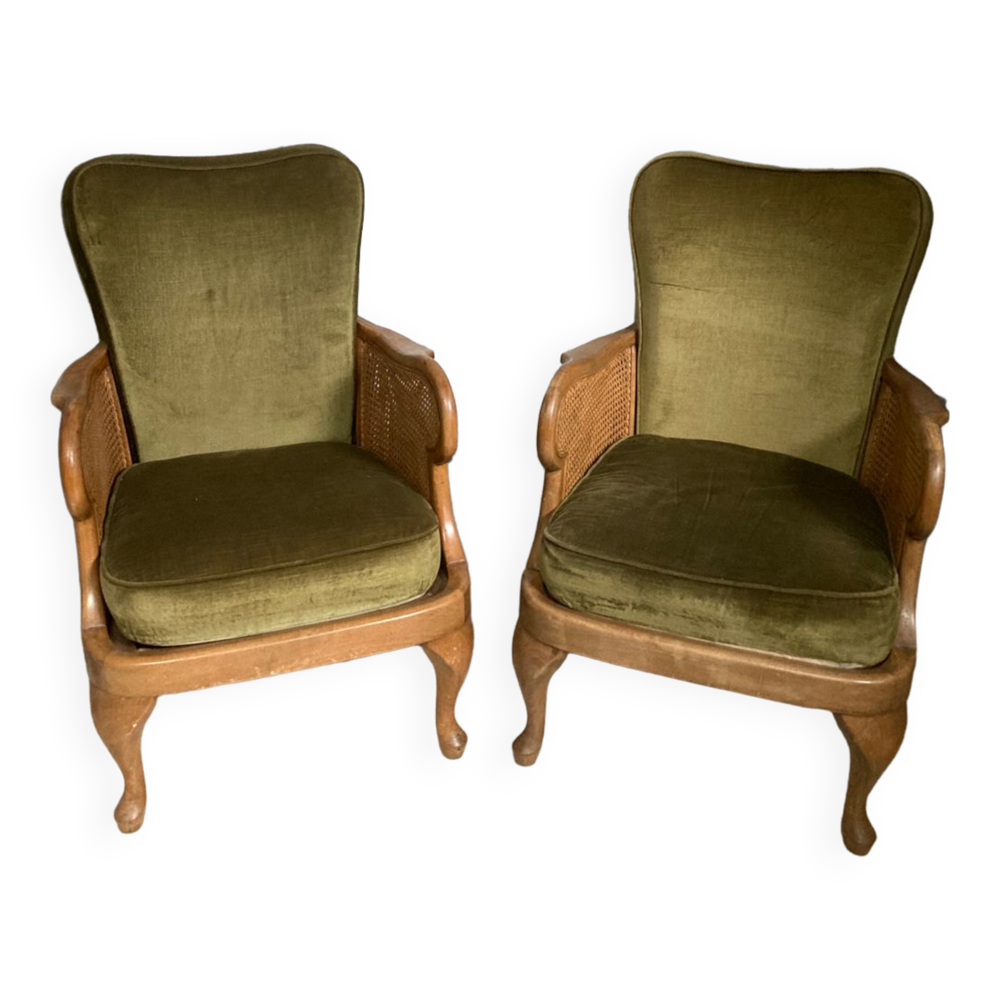 Fauteuils cannage et tissus velours