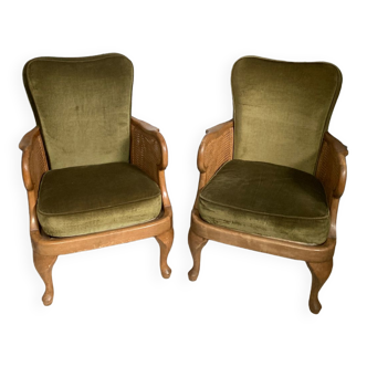 Fauteuils cannage et tissus velours