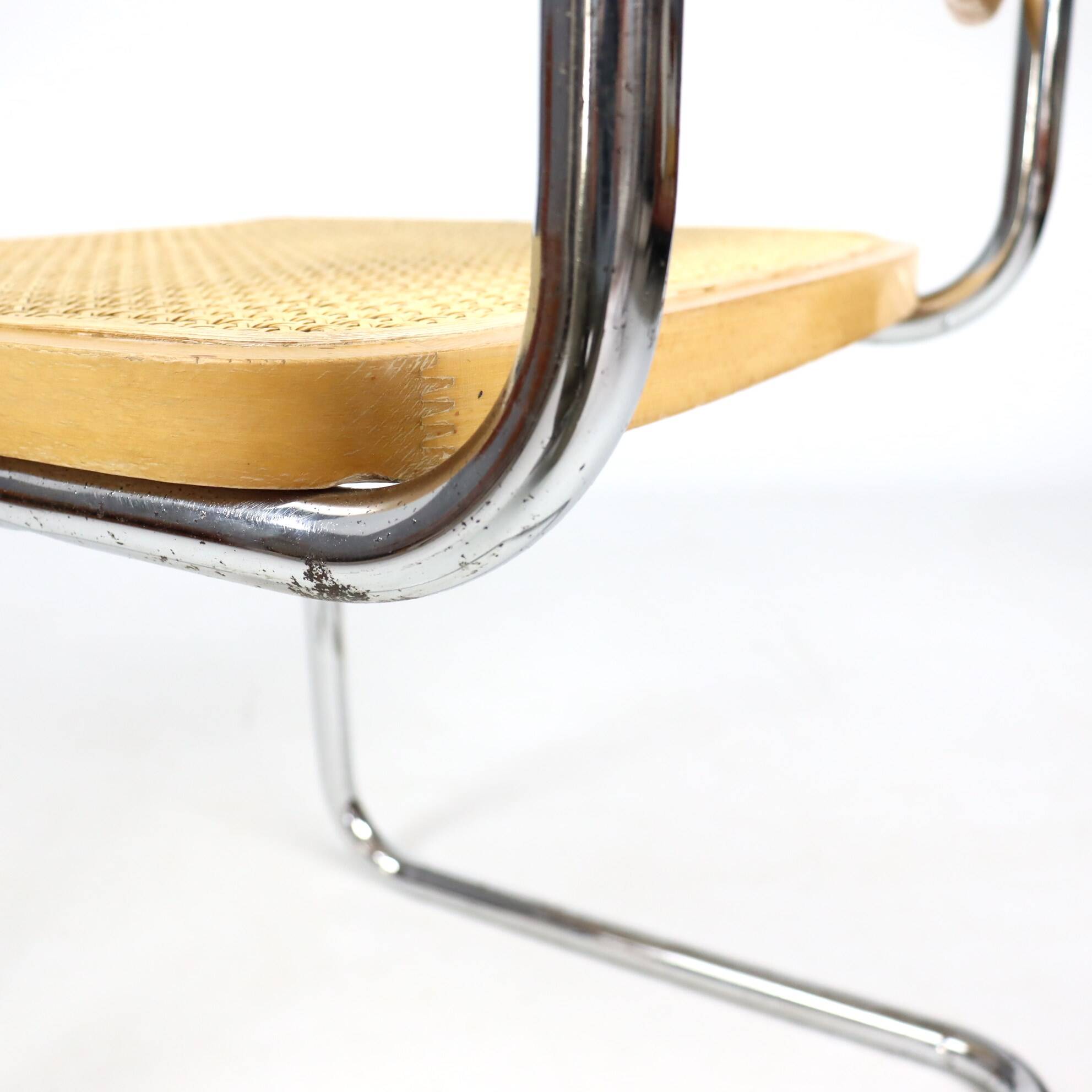 B32 Chair Marcel Breuer