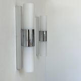 Paire d’appliques vintage, chrome et opaline, France 1970