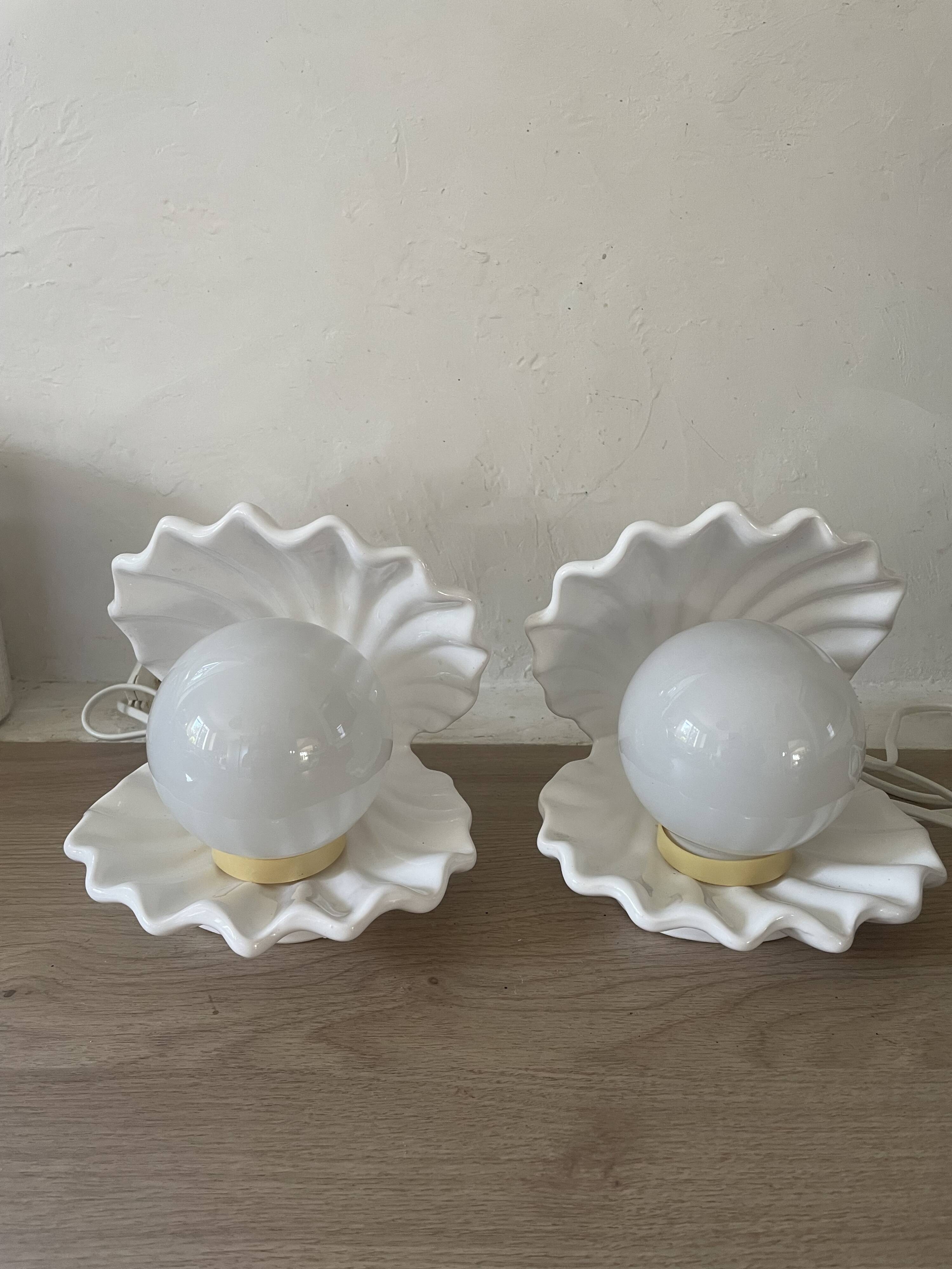 Lampe  coquillage céramique et opaline 70´s
