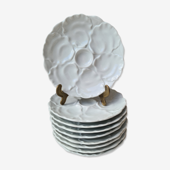 Nine Bavarian porcelain oyster plates