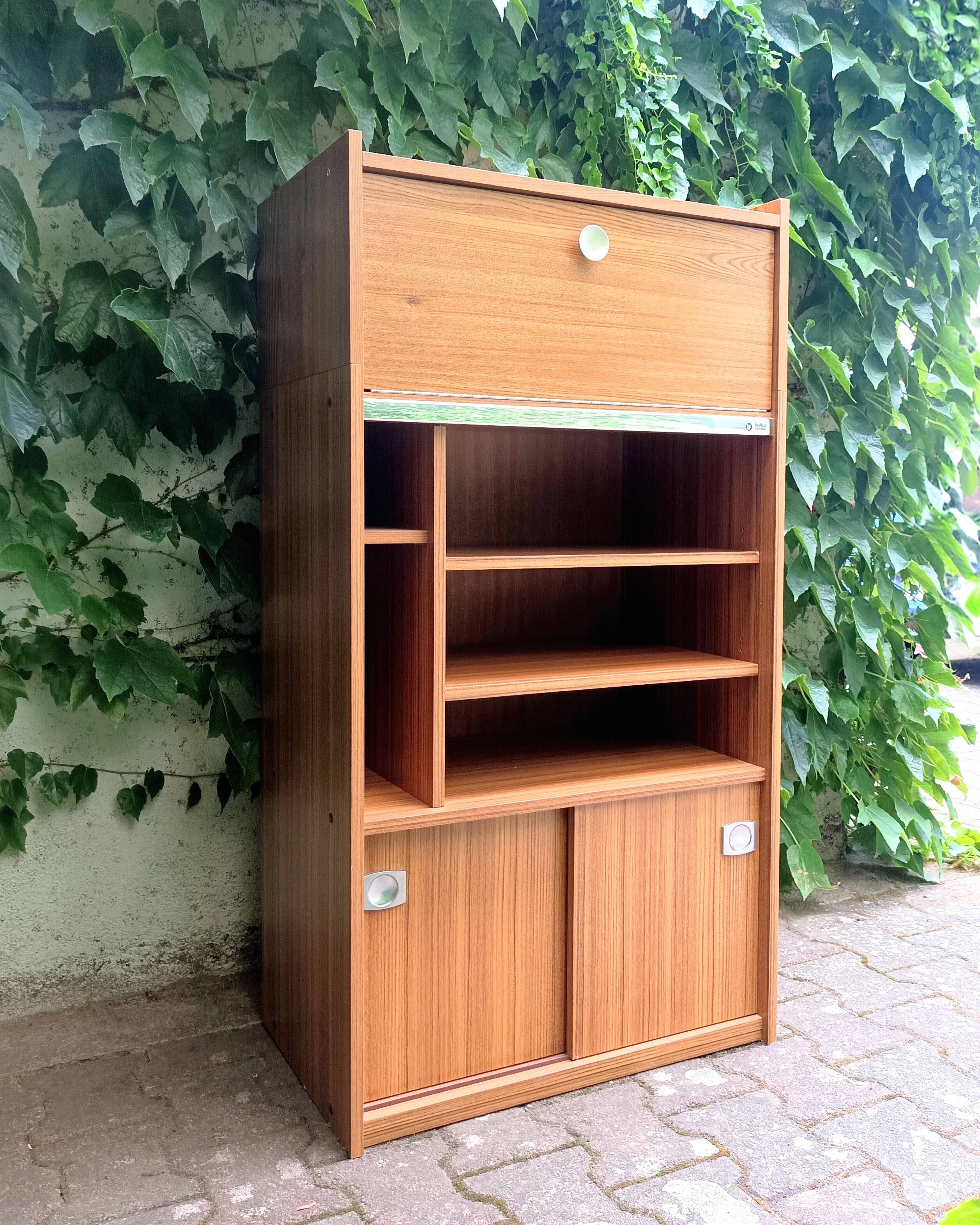 Meuble hi-fi vinyle par Berlioz