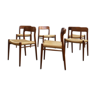 Danish dining chairs, model 75 by Niels O. Møller