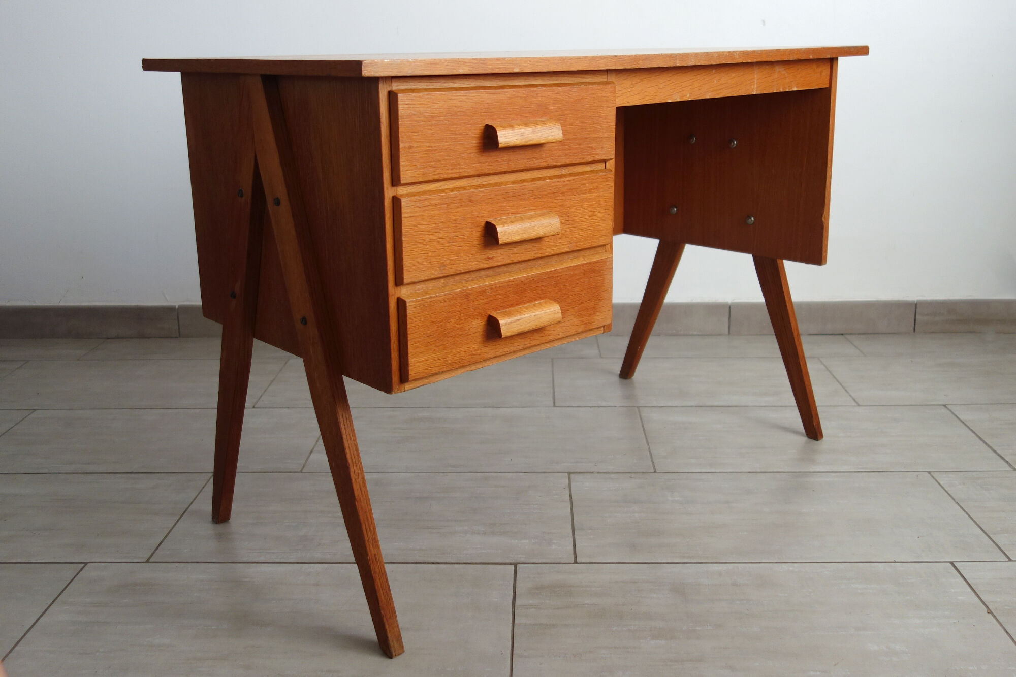 Vintage desk compass feet 60s